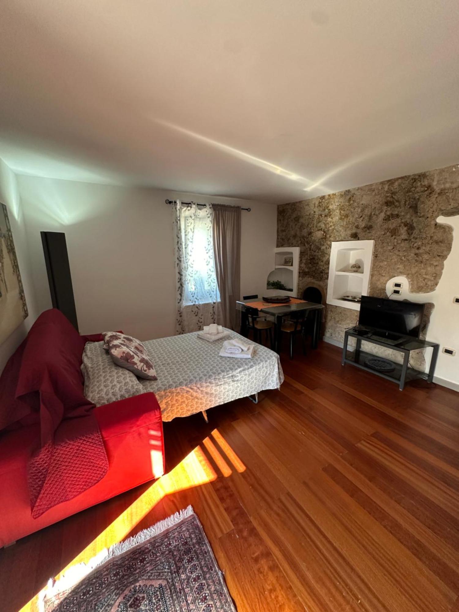 B&B La Torre Trentinara Экстерьер фото